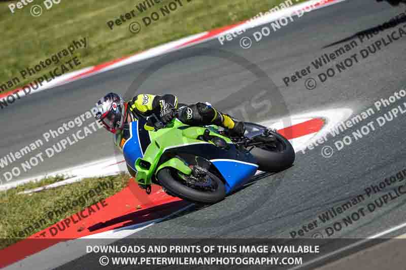 cadwell no limits trackday;cadwell park;cadwell park photographs;cadwell trackday photographs;enduro digital images;event digital images;eventdigitalimages;navarra;no limits trackdays;peter wileman photography;racing digital images;trackday digital images;trackday photos
